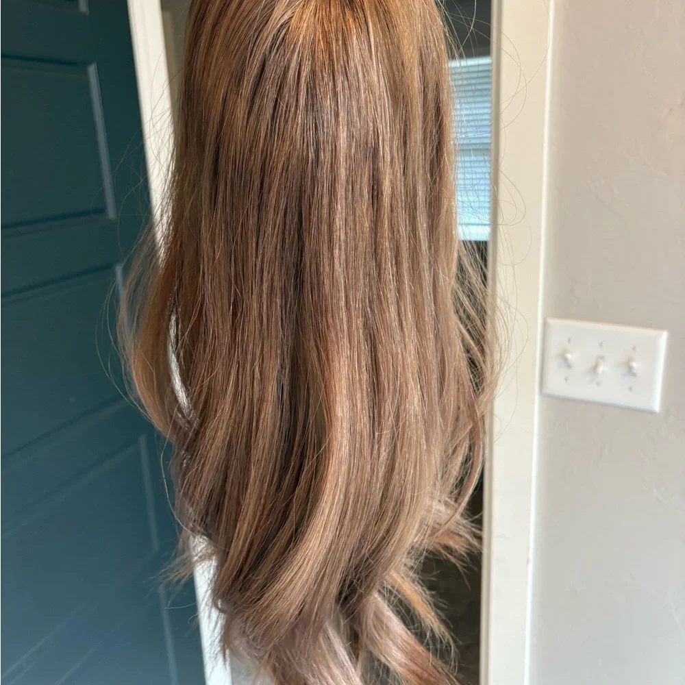 Lusta 18 inch silk top hair topper - Picture 6 of 7